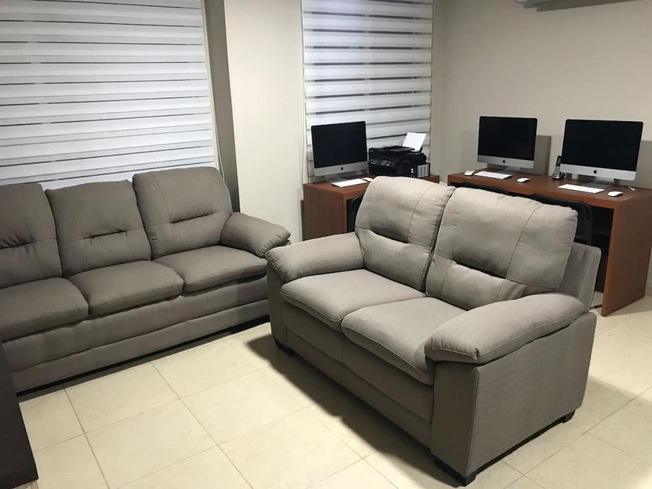 1310 Luxury Room Near Of The Airport - Edificio Kennedy Town Center #403 Γκουαγιακίλ Εξωτερικό φωτογραφία